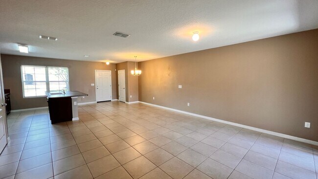 Foto del edificio - Charming 3 Bedroom, 2 Bathroom Home in Kissimmee!!