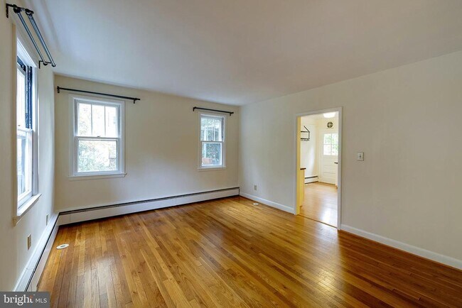 Foto del edificio - 5808 Oxford Rd