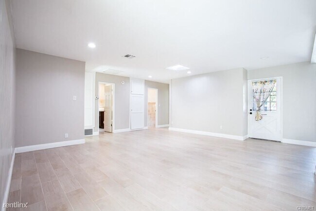Foto del edificio - 3 br, 2 bath House - 20238 Superior St