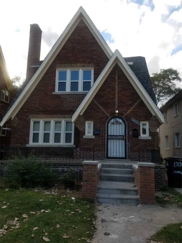 17147 Monica St Unit 1, Detroit, MI 48221 Room for Rent in Detroit