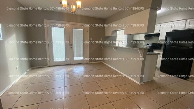 Foto del edificio - 611 Martin Ln