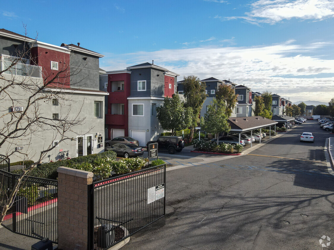 Primary Photo - Magnolia Court Townhomes