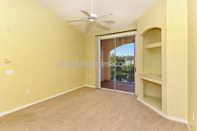 Building Photo - REDUCED Beautiful One Bedroom Condo / Bella V