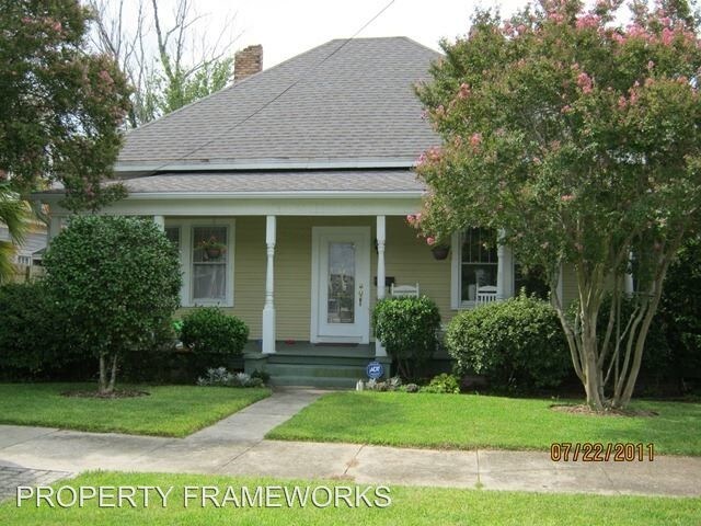 3 br, 2 bath House 1105 E JACKSON ST House for Rent in