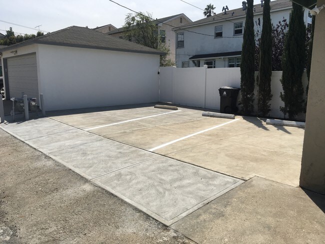 Foto del edificio - 7363 W Manchester Ave