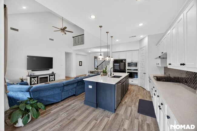 Foto del edificio - 1120 Saddle Ridge Dr