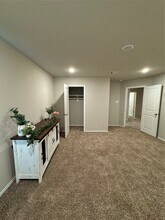 Building Photo - 710 Crystal River