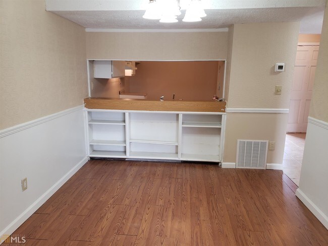 Building Photo - 2707 Penwood Pl