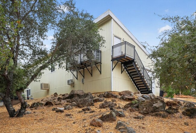 Building Photo - 3550 Nancy Dr