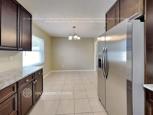 Foto del edificio - 985 Turkey Hollow Cir