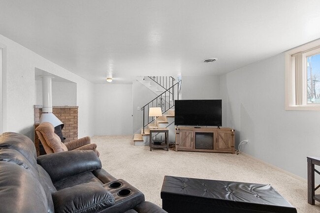 Building Photo - 2254 Deer Trail