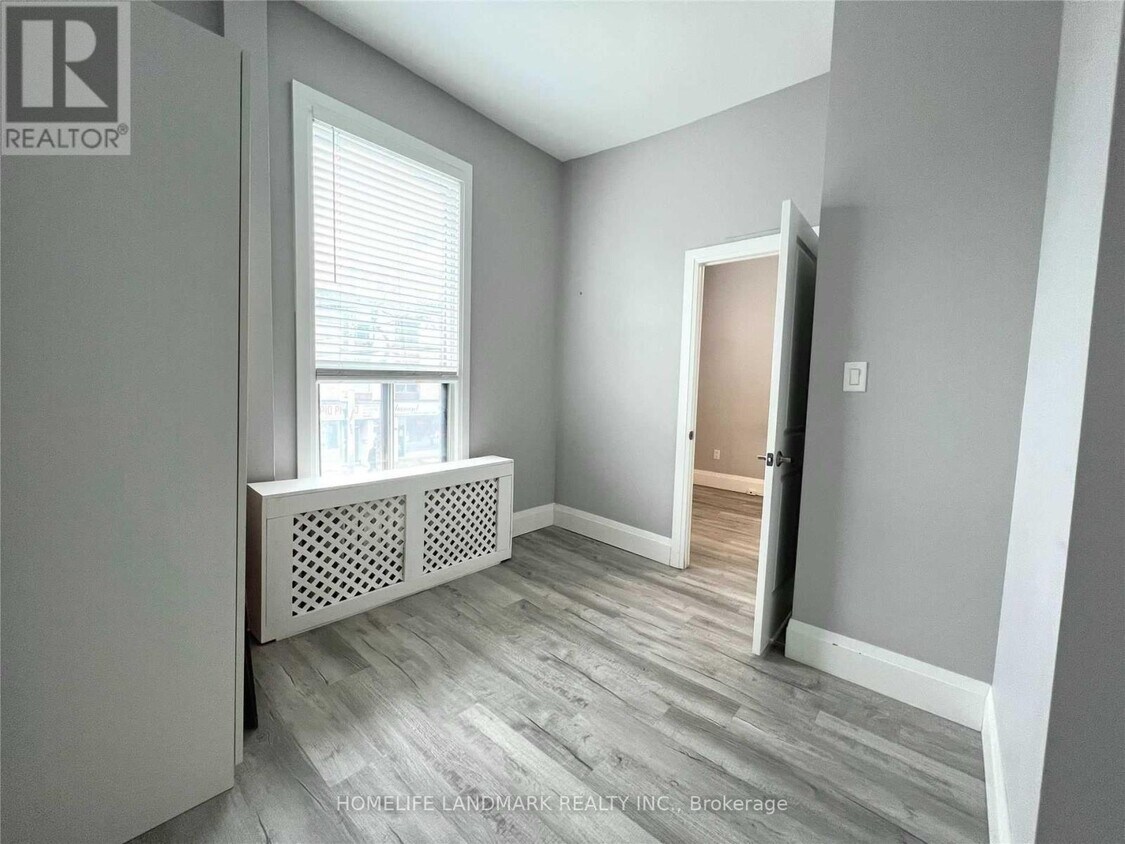 Photo du bâtiment - 1 Spruce St