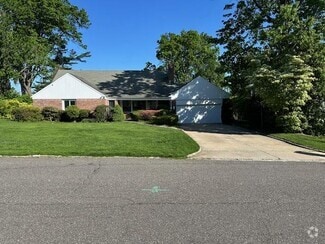 Building Photo - 120 Longfellow Rd