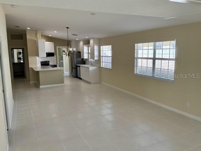 Foto del edificio - 5651 Modena Pl