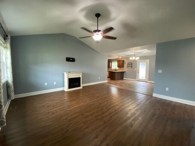 Foto del edificio - Your Dream Rental Awaits in Osage Hills – Pet Friendly!