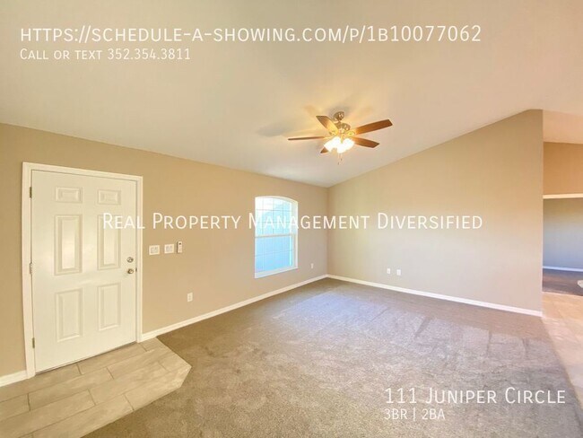 Building Photo - Desirable SE Ocala Neighborhood 3/2/2 *WON...