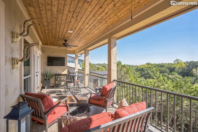 Building Photo - 505 Heron Dr