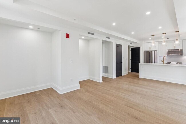 Foto del edificio - 135 S 19th St