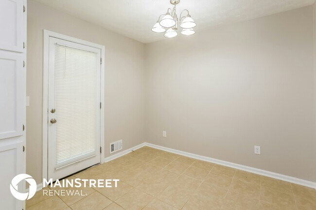 Foto del edificio - 108 Oak Landing Cir
