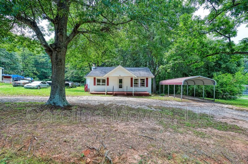 6 5th St, Greenville, SC 29605 House for Rent in Greenville, SC