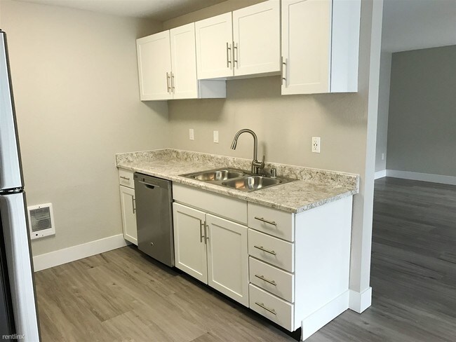 Building Photo - 2519 S Meridian