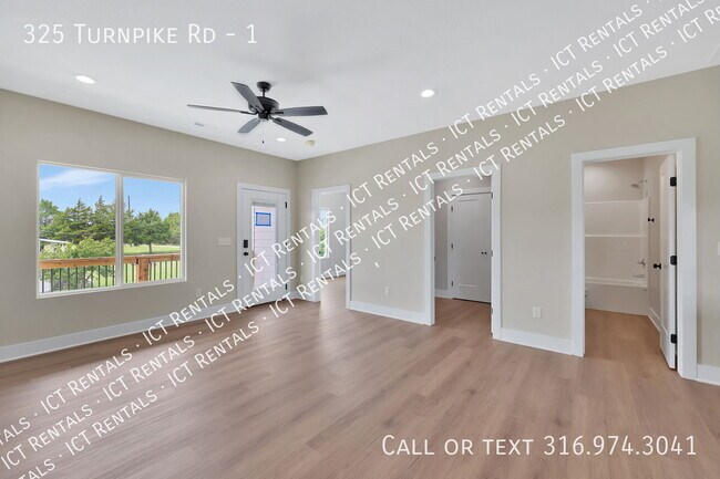 Building Photo - 325 Turnpike Rd