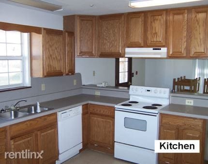 Building Photo - 6 br, 3 bath House - 950 N Davis Ave