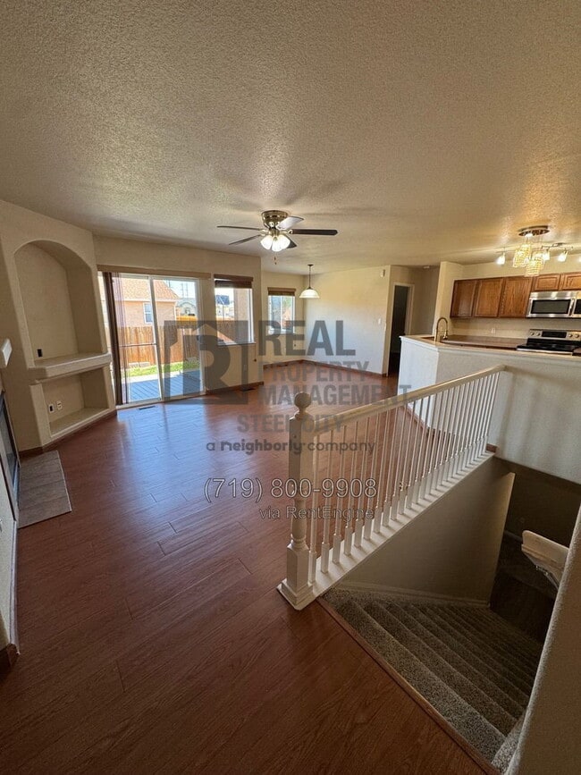 Building Photo - 2313 Longhorn Dr