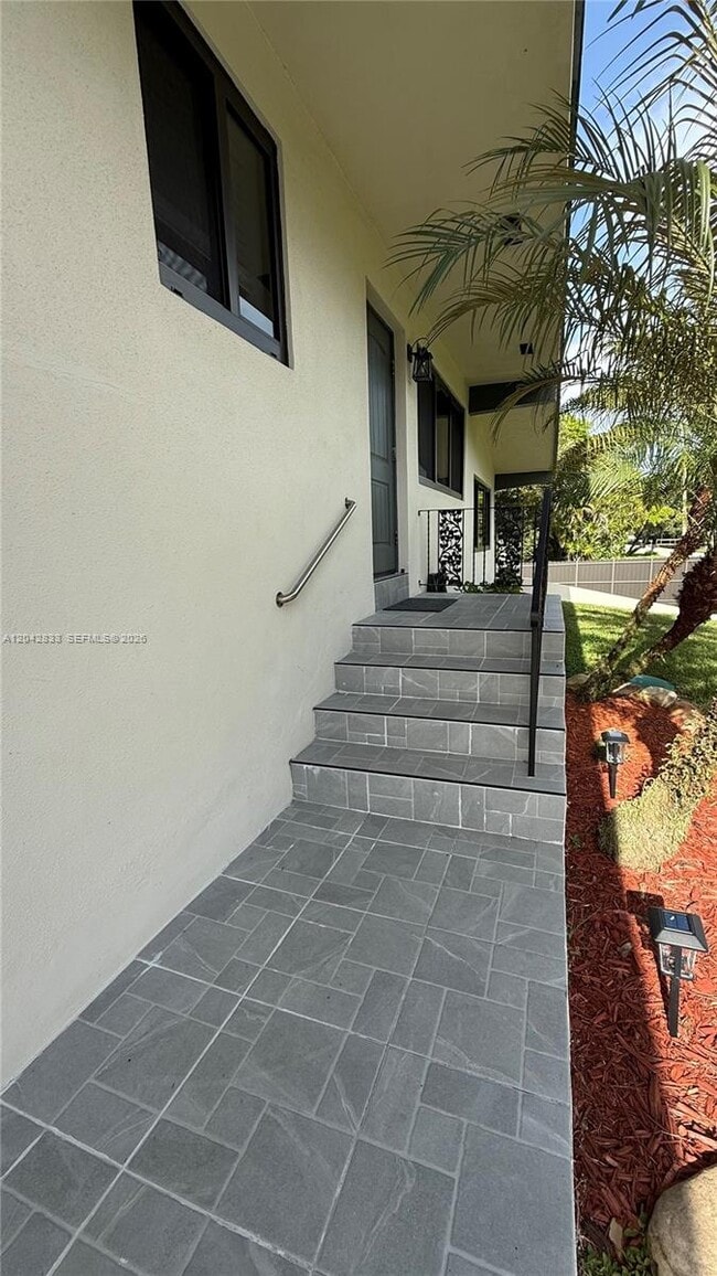 Building Photo - 10751 SW 48th St