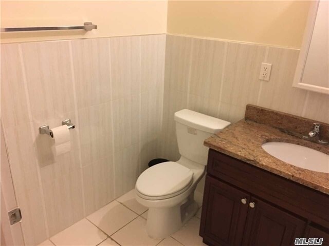 Foto del edificio - 309 Soundview Ln