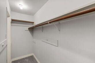 Building Photo - 10324 Longmont Dr