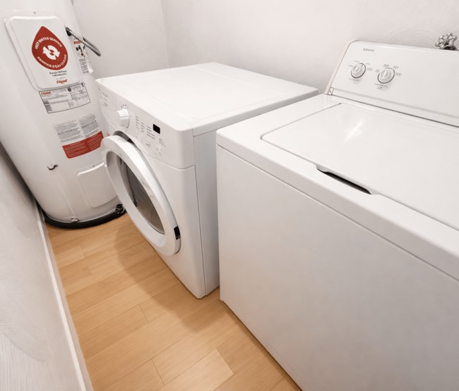 Photo du bâtiment - Lakeview Estates