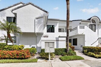 Building Photo - 7473 Glendevon Ln