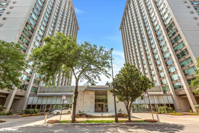 Building Photo - 3600 N Lake Shore Dr