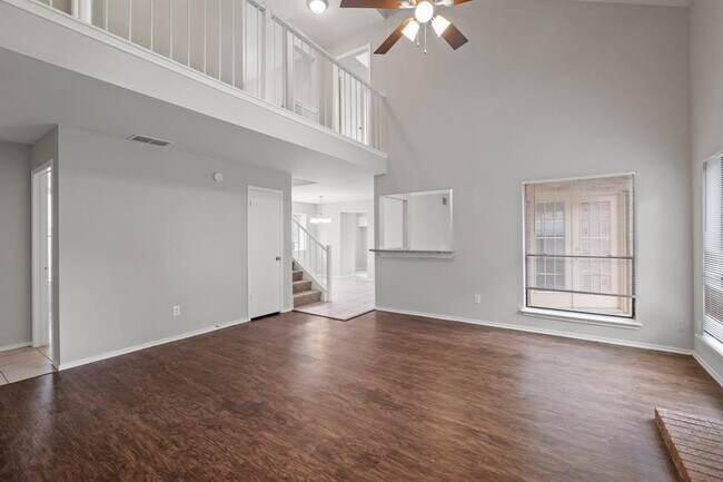 Foto del edificio - 1238 Berrystone Trail