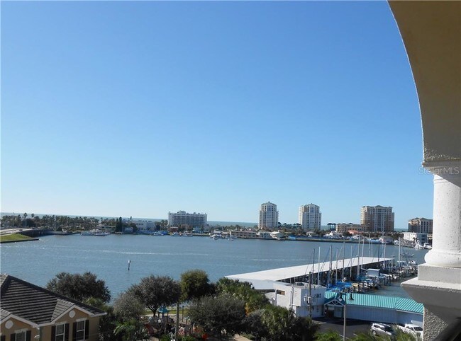 Foto del edificio - 202 Windward Passage