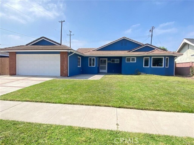 Primary Photo - 324 E Crystal View Ave