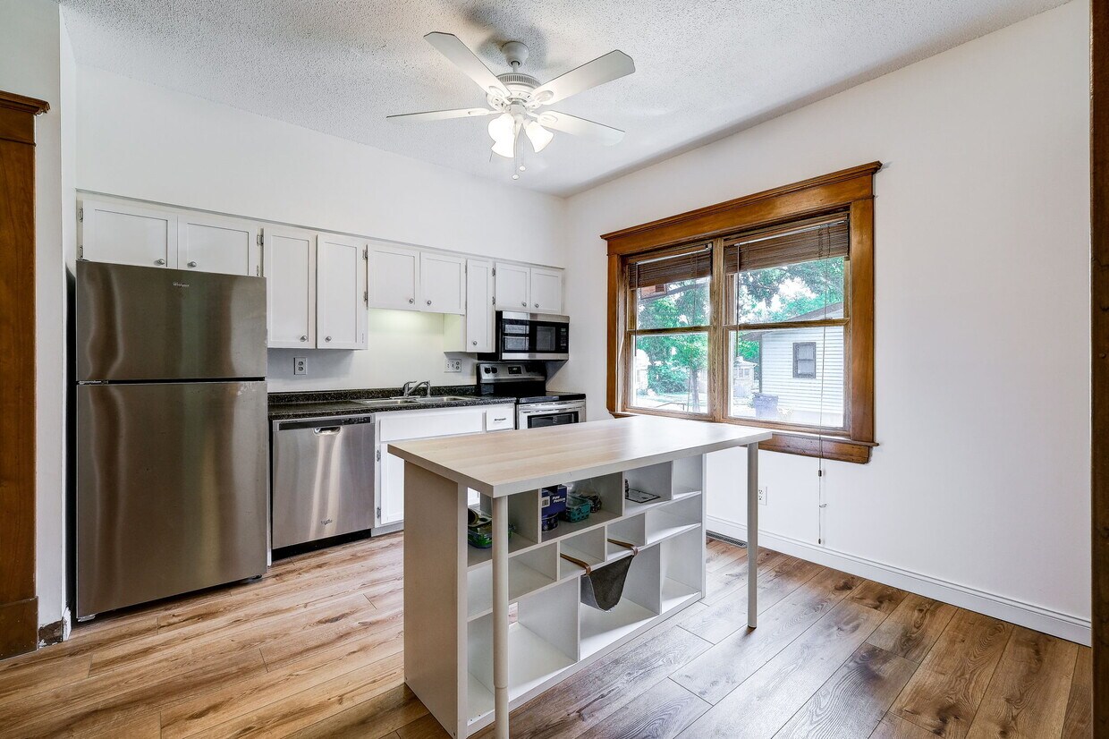 Foto principal - 610 Capitol Blvd