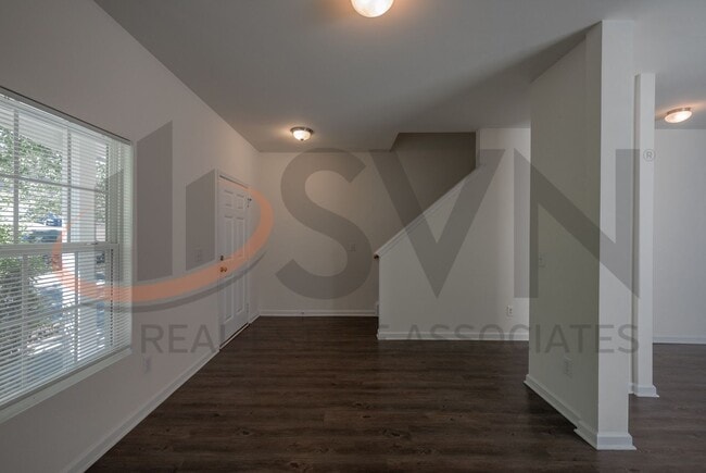 Building Photo - 3 Mooring Ct