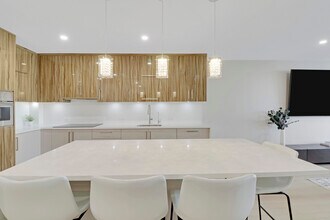 Building Photo - 3540 S Ocean Blvd