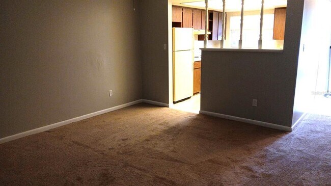 Building Photo - 7272 Balboa Dr