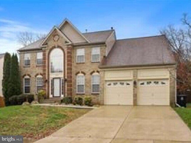 Building Photo - 15108 Derbyshire Way
