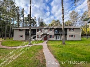 Building Photo - 302 Balsam St