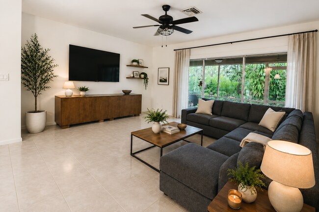 Foto del edificio - 4799 Palmbrooke Cir