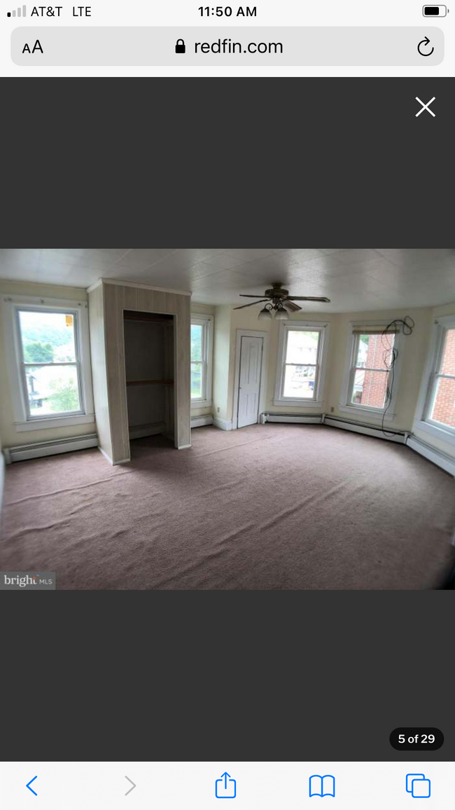 Building Photo - 321 Vine St