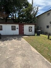Building Photo - 504 Rhode Island St