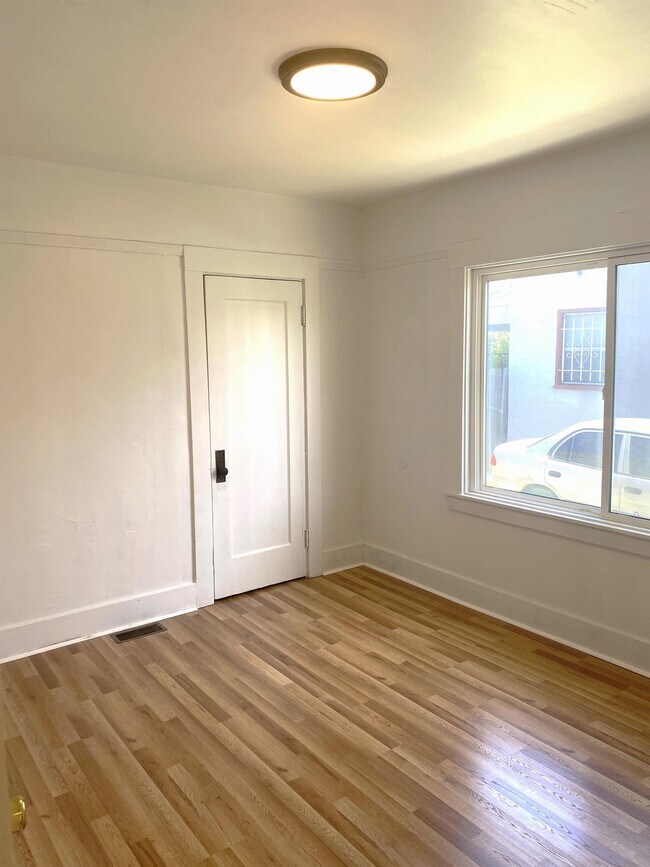 Foto del edificio - 2625 67th Ave