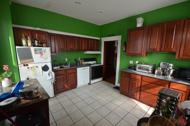 Building Photo - 1465 Michigan Ave