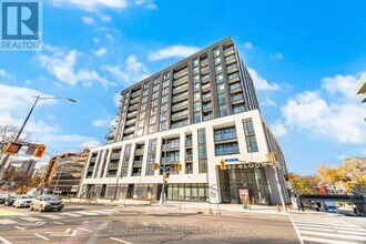 Building Photo - 1660 Bloor St W