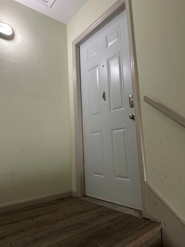 Foto del edificio - 520 E Call St